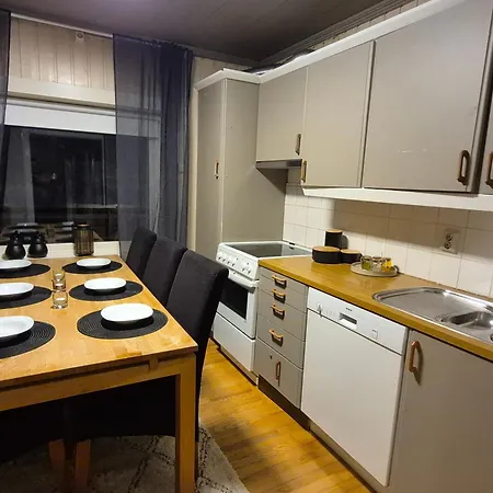 I Naerheten Av Sentrum * ترومسو